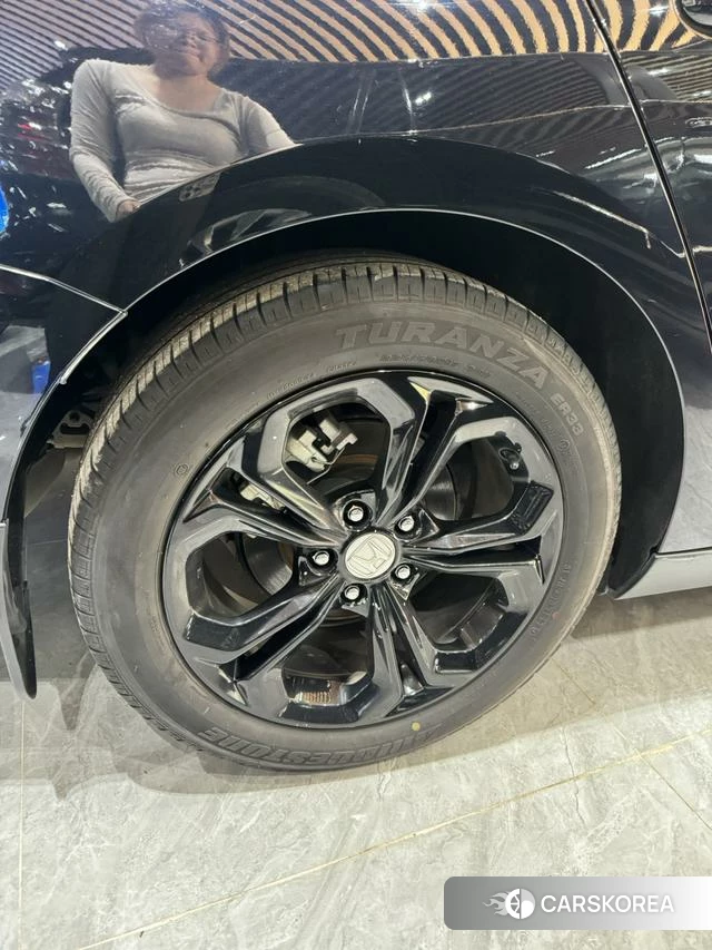 Honda Accord id 4313486 из Китая 8