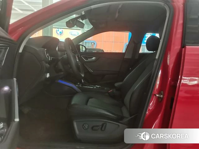 Audi Q2L 2021 Красный из Китая, фото 5