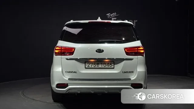 Kia The New Carnival id 3379939 из Кореи 14