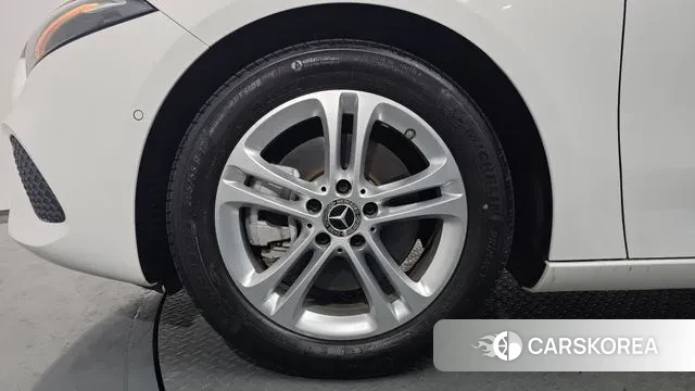 Mercedes-Benz A-Class W177 id 3653707 из Кореи 14