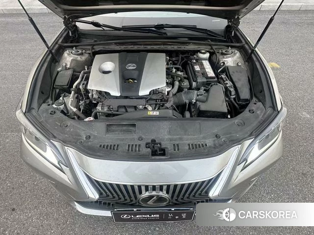 Lexus ES 2021 Серебристо-серый из Китая, фото 5