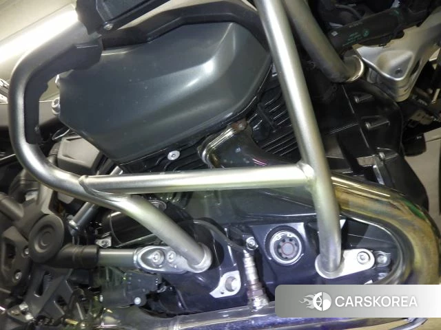 Engine photo