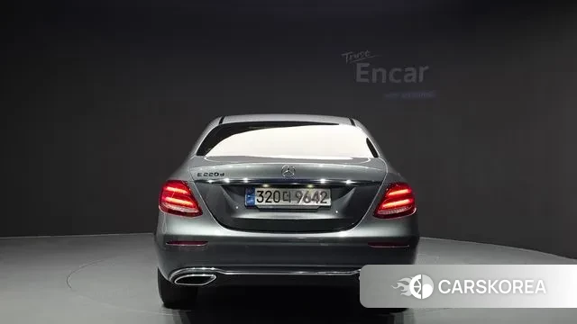 Mercedes-Benz E-Class W213 id 3362170 из Кореи 14