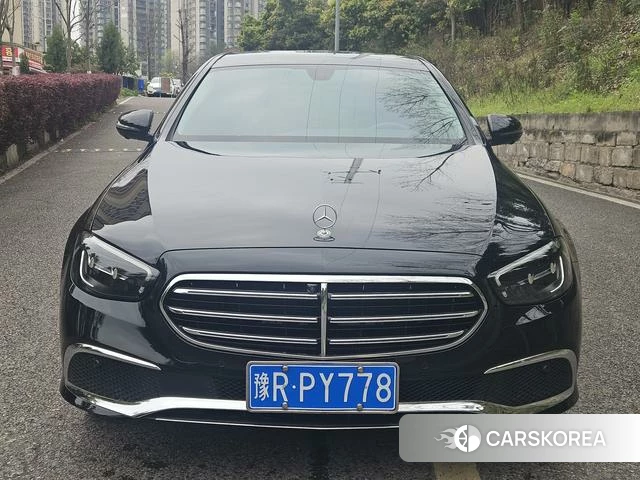 Mercedes-Benz E-class 2023 Черный из Китая, фото 4