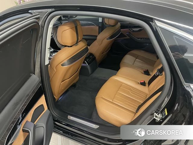 Audi A8 id 4272554 из Китая 23