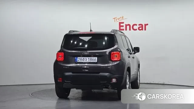 Jeep Renegade id 3736062 из Кореи 14