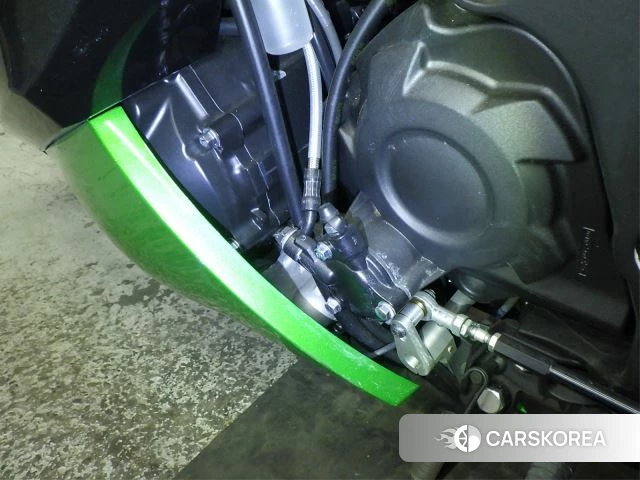 Engine photo