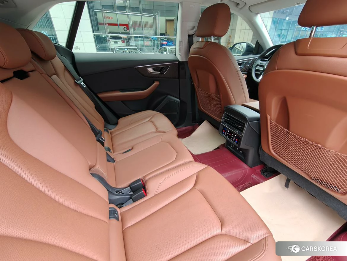Audi Q8 2021 Черный из Китая, фото 4