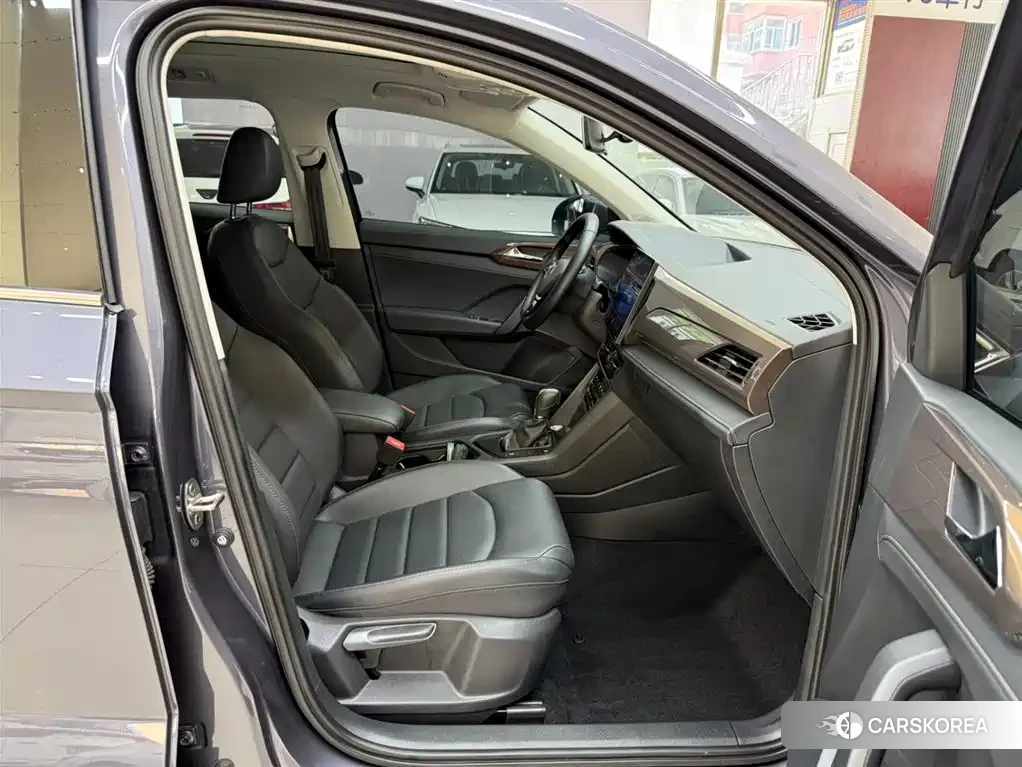 Volkswagen Tharu id 4679757 из Китая 17
