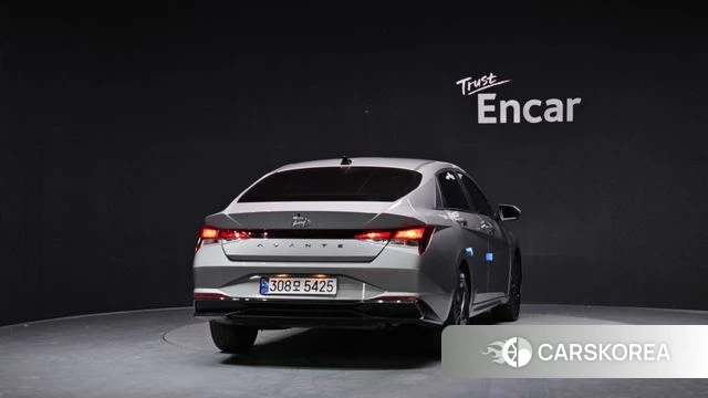 Hyundai Avante Hybrid (CN7) id 4179810 из Кореи 14