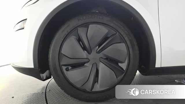 Tesla Model Y id 4394430 из Кореи 25