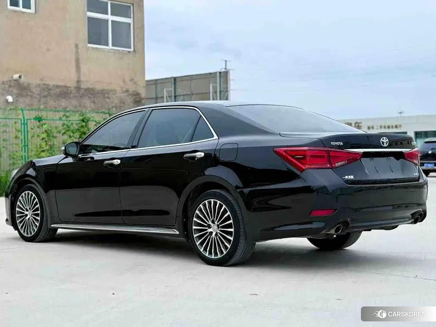 Toyota Crown 2019 Черный из Китая, фото 4