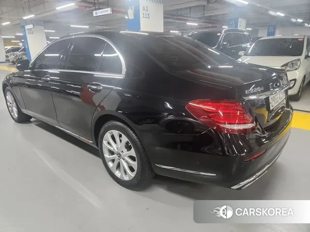 Mercedes-Benz E-Class W213 id 3656397 из Кореи 13