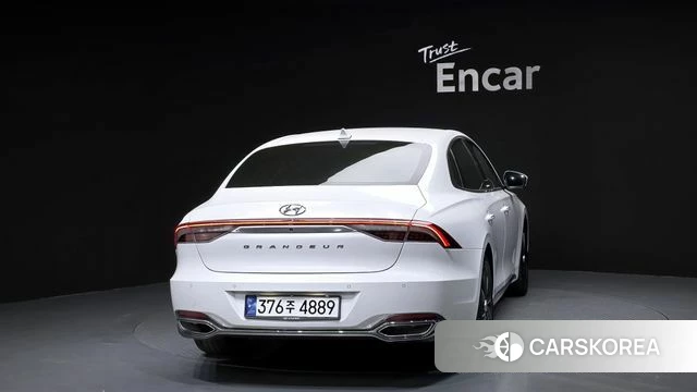 Hyundai The New Grandeur IG id 4187365 из Кореи 14