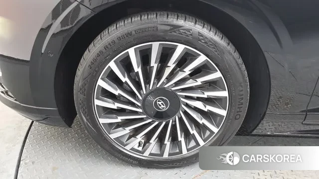 Hyundai Grandeur Hybrid (GN7) id 3644600 из Кореи 14