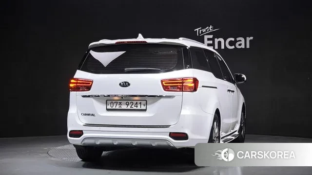 Kia The New Carnival id 3636363 из Кореи 14