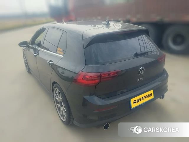 Volkswagen Golf GTI 2022 Черный из Китая, фото 4