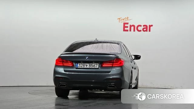 BMW 5 Series (G30) id 4751345 из Кореи 14