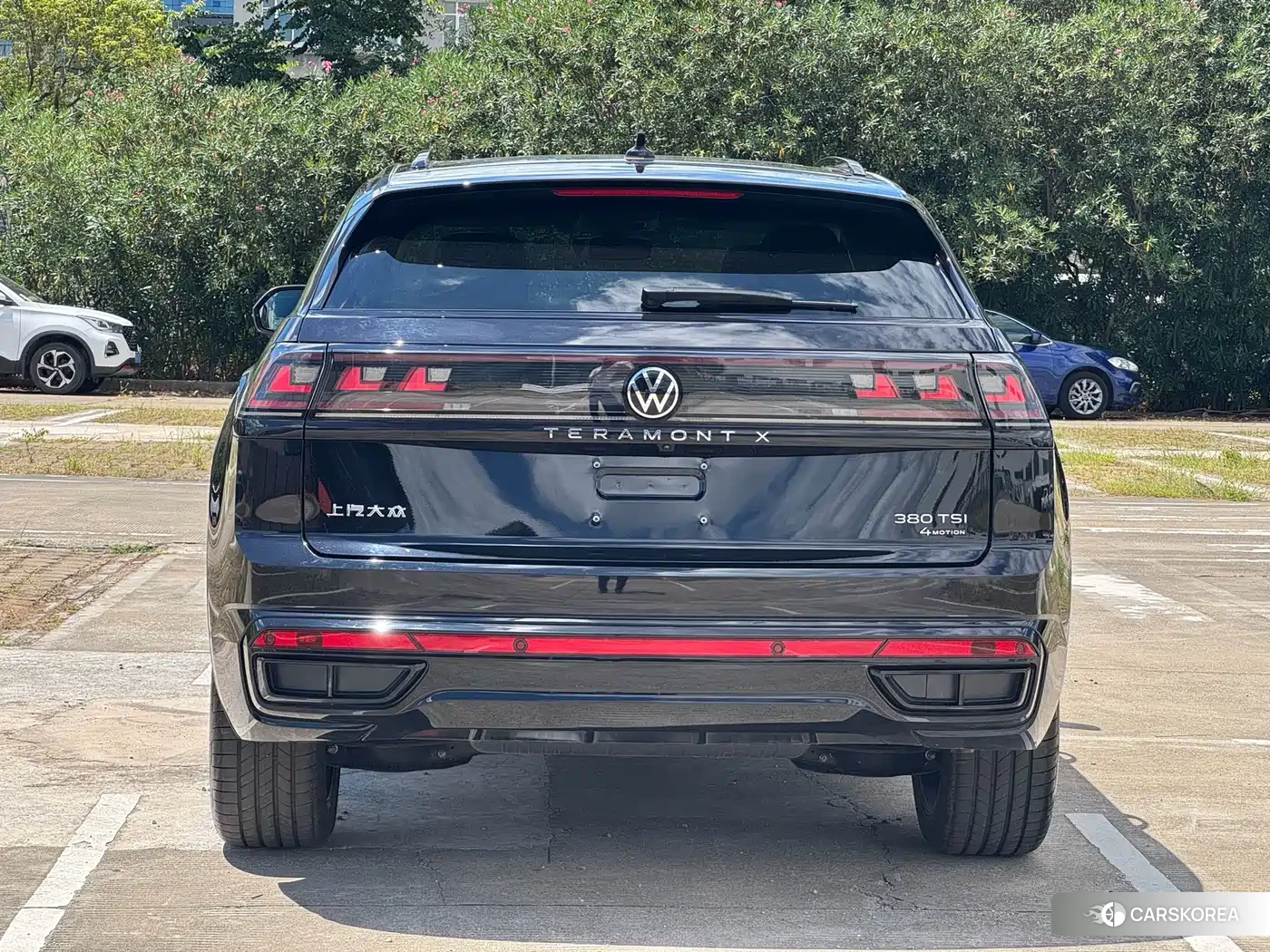 Volkswagen Touareg 2025 Черный из Китая, фото 5