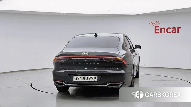 Hyundai The New Grandeur IG Hybrid id 4428580 из Кореи 14