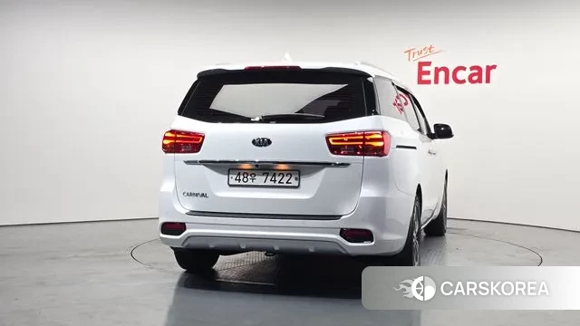 Kia The New Carnival id 3692797 из Кореи 14