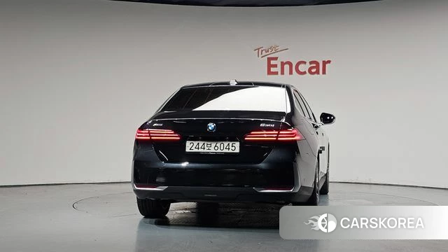 BMW 5 Series (G60) id 4762740 из Кореи 28
