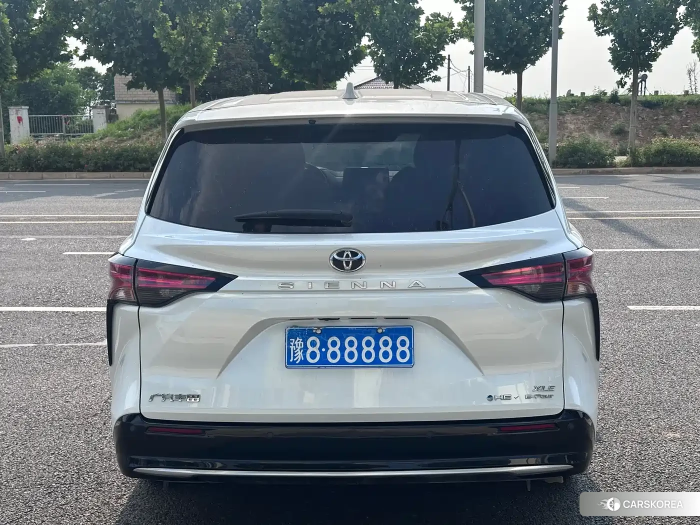 Toyota Sienna 2025 Белый из Китая, фото 4