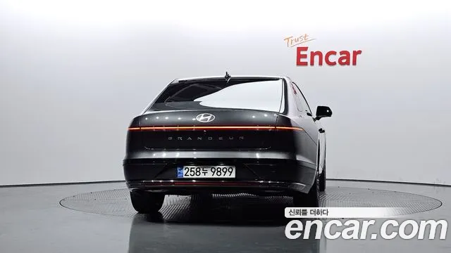 Hyundai Grandeur Hybrid (GN7) id 2822605 из Кореи 14