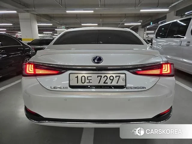 Lexus ES300h 7th generation id 3425502 из Кореи 8