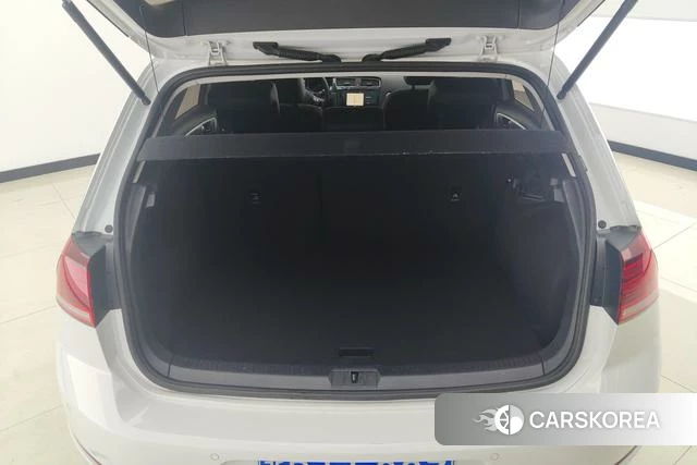 Volkswagen Golf id 4208196 из Китая 11