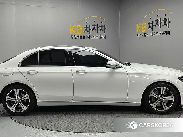 Mercedes-Benz E-Class W213 id 3880263 из Кореи 12