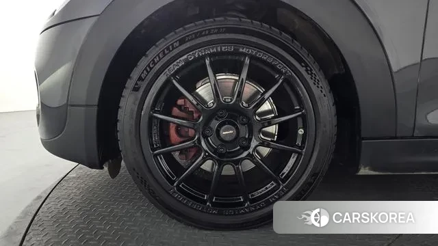 Mini Cooper S id 3616942 из Кореи 14