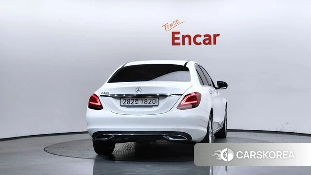 Mercedes-Benz C-Class W205 id 4490474 из Кореи 27