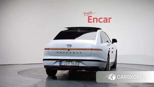 Hyundai Grandeur Hybrid (GN7) id 3599835 из Кореи 14