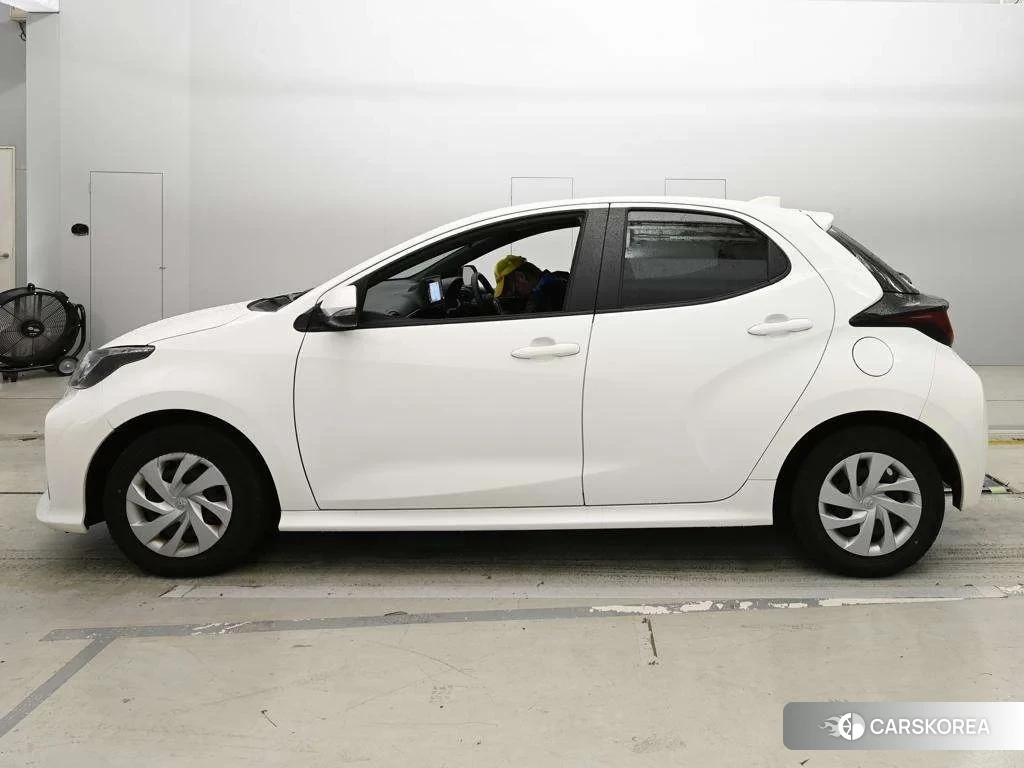 Toyota Yaris 2023 из Японии, фото 4