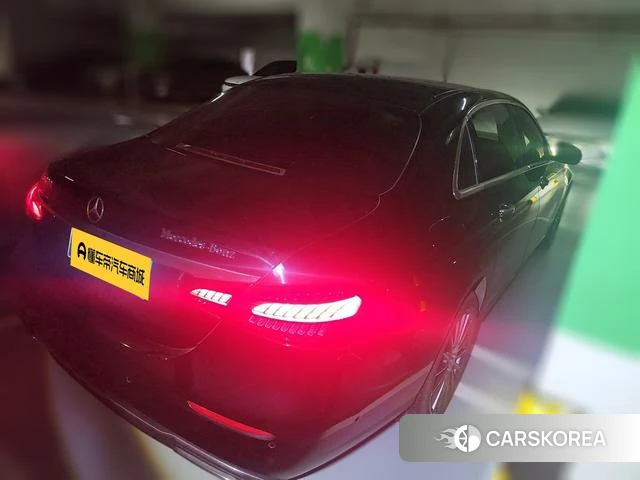Mercedes-Benz E-class id 4222247 из Китая 4