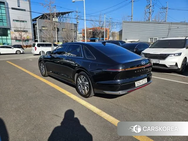 Hyundai Grandeur (GN7) id 3619447 из Кореи 14