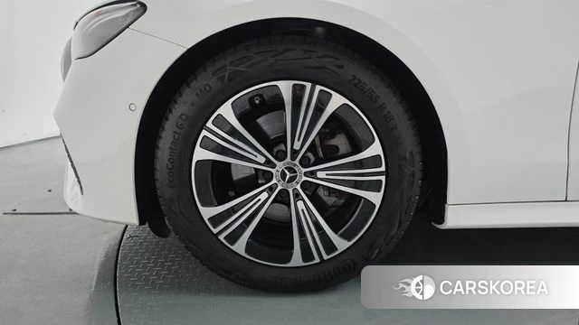 Mercedes-Benz E-Class W214 id 4773419 из Кореи 27