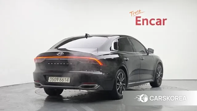 Hyundai The New Grandeur IG id 3524578 из Кореи 14