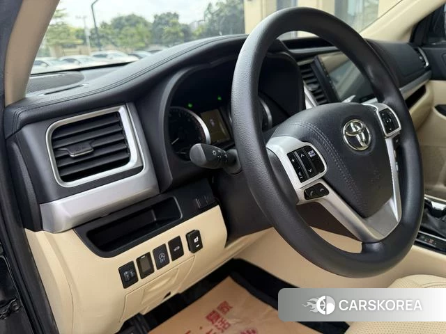 Toyota Highlander id 4220674 из Китая 30