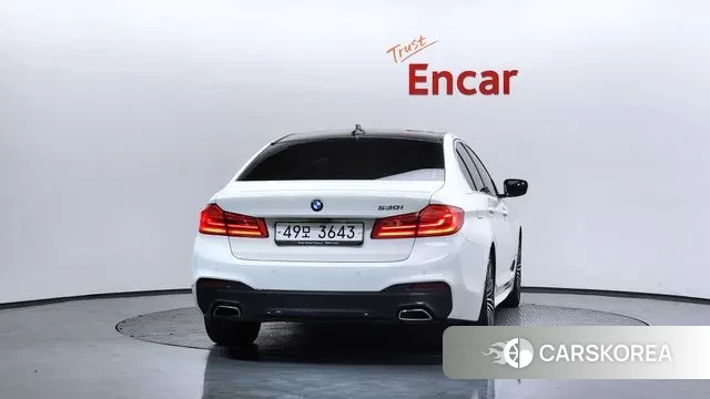 BMW 5 Series (G30) id 3789414 из Кореи 14