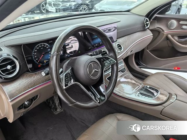 Mercedes-Benz E-class id 4300764 из Китая 10