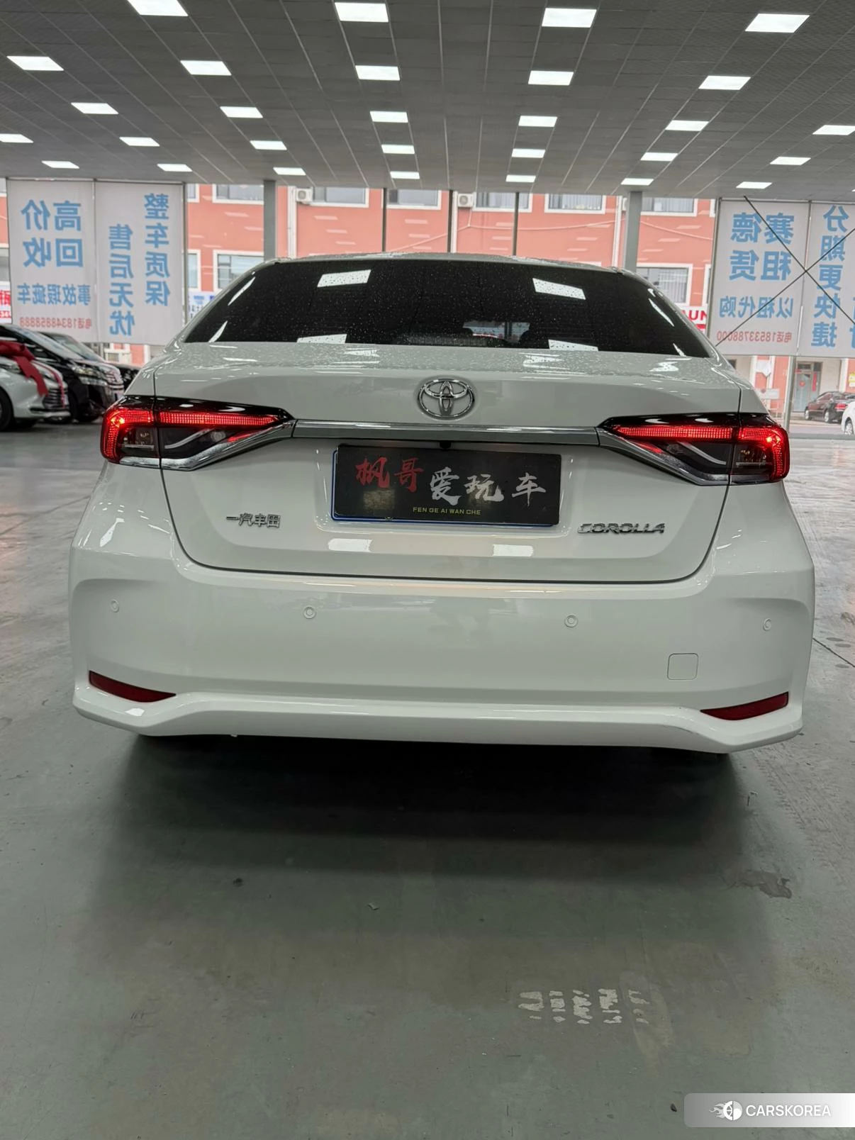 Toyota Corolla 2023 Белый из Китая, фото 6