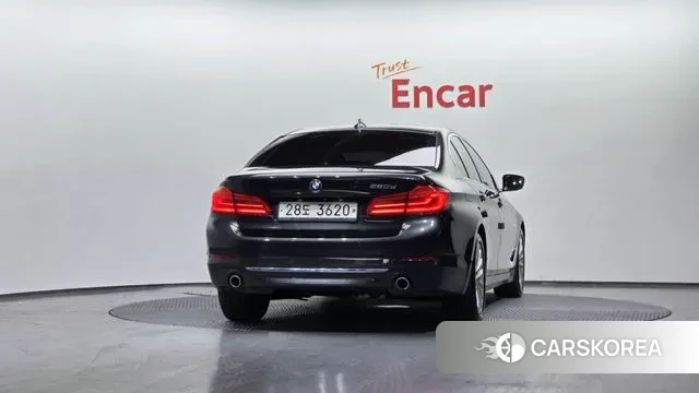 BMW 5 Series (G30) id 3583564 из Кореи 14