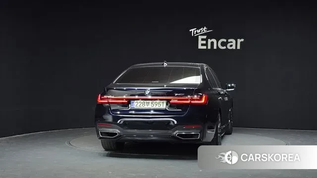 BMW 7 Series (G11) id 3561918 из Кореи 14