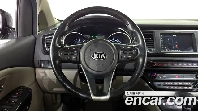 Kia The New Carnival id 2700973 из Кореи 14