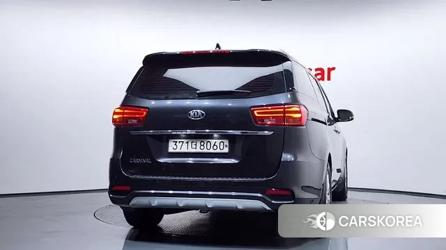 Kia The New Carnival id 3692500 из Кореи 14