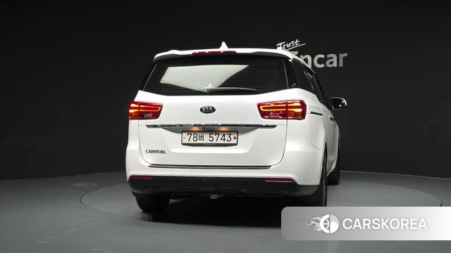 Kia The New Carnival id 3965890 из Кореи 14