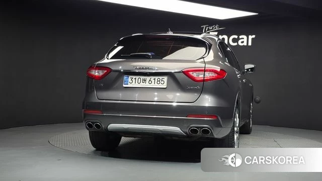 Maserati Levante id 4698919 из Кореи 26
