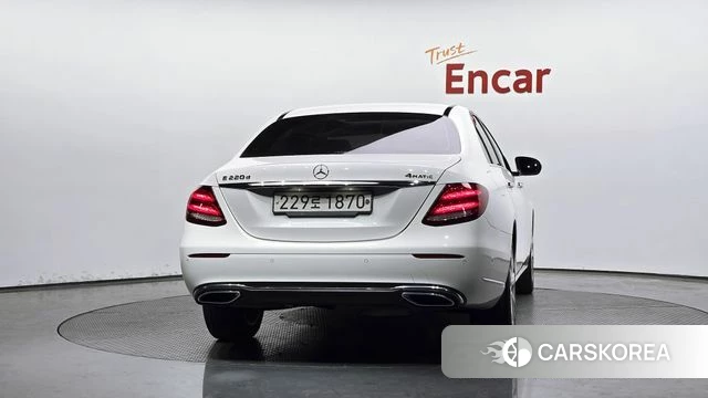 Mercedes-Benz E-Class W213 id 4284685 из Кореи 14